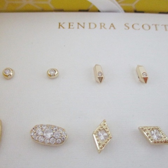 KENDRA SCOTT Earring Gift Set  in Gold - Picture 2 of 6